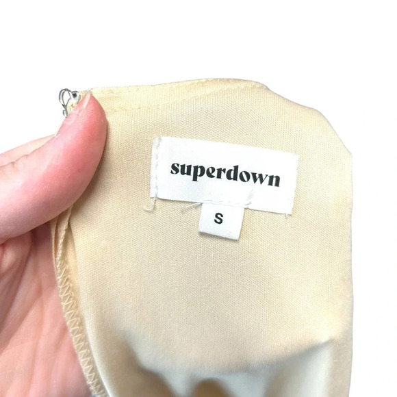 Superdown Jessa Deep V Mini Dress in Rose Gold / Beige Size Small‎ - Picture 9 of 11